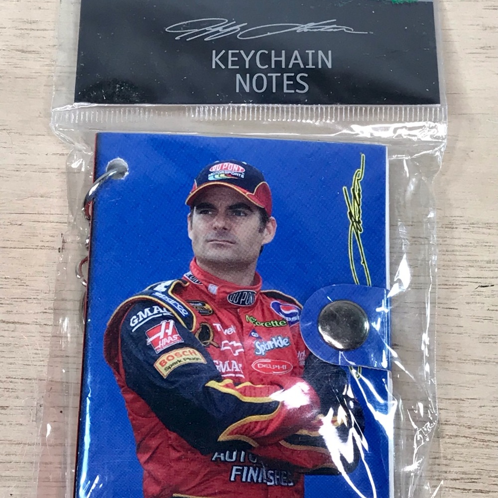 Nascar Racing Jeff Gordon keychain Mini Notebook